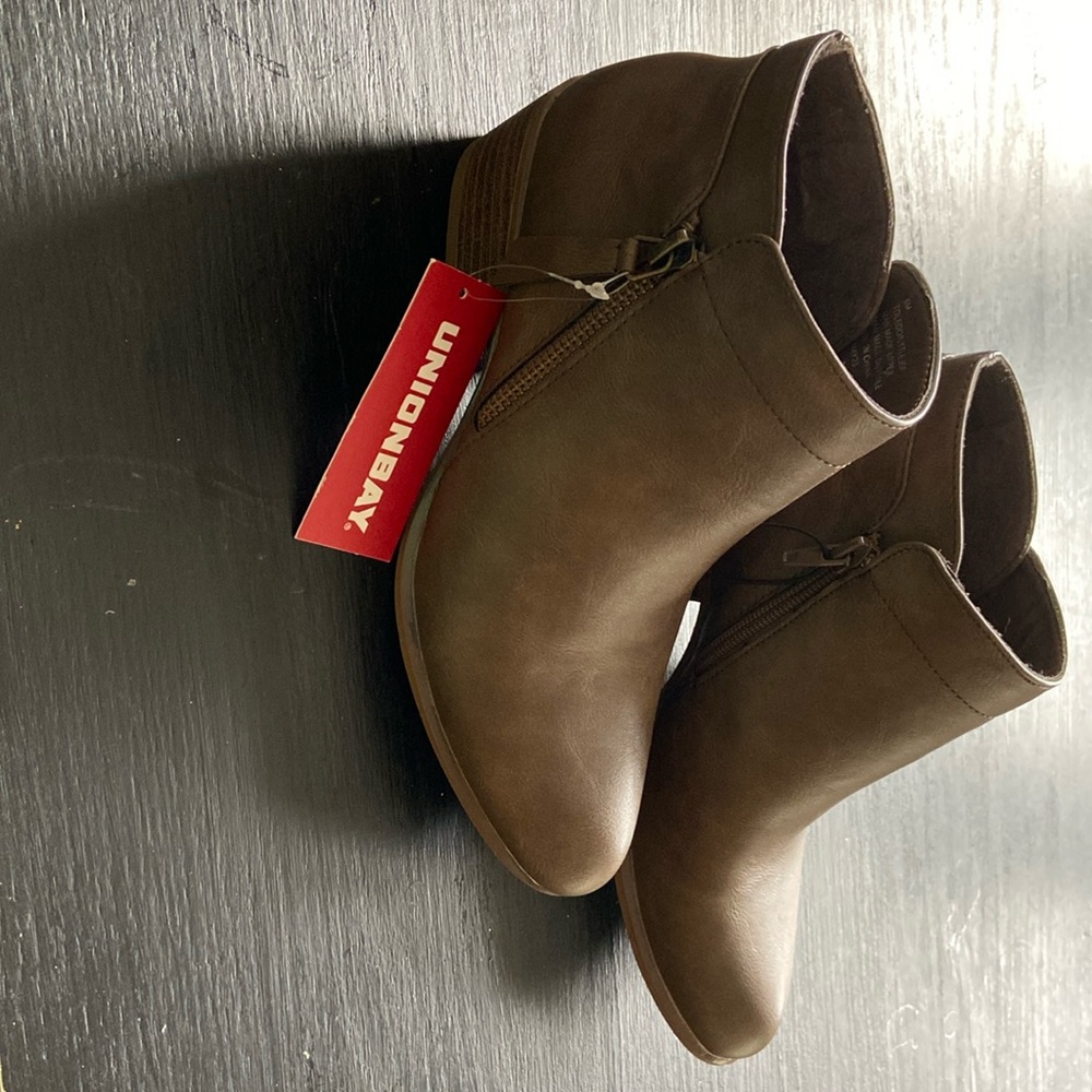 Brand New Union Bay Women’s Toledo zipper bootie